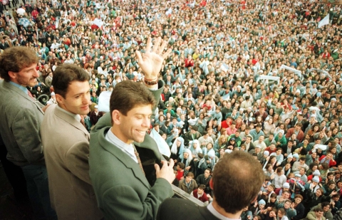 Recepción de xogadores do Compostela tras o seu ascenso, 1994