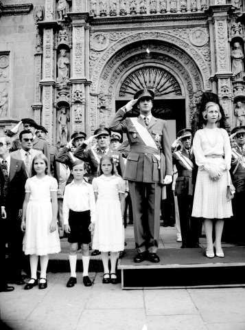 Familia Real celebrando o día de Galicia, 1976
