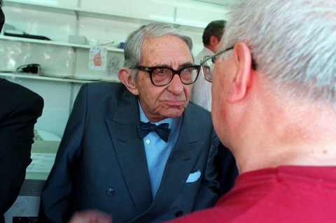 Gonzalo Torrente Ballester na Feira do Libro de Ferrol, 1994