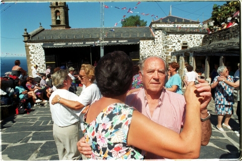 Romaría en San Andrés de Teixido, anos 90